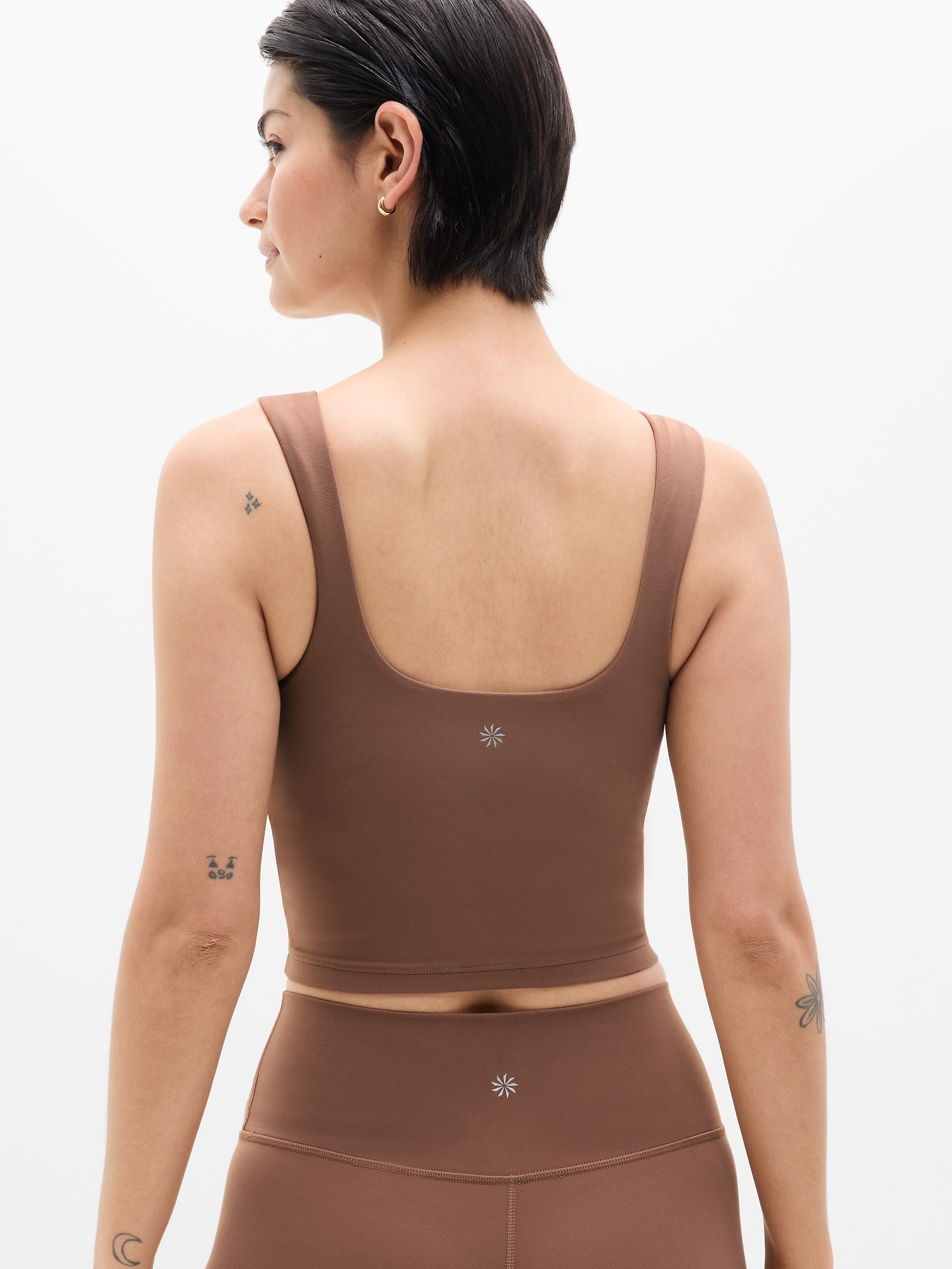 Transcend Square Neck Crop Sports Bra D-DD