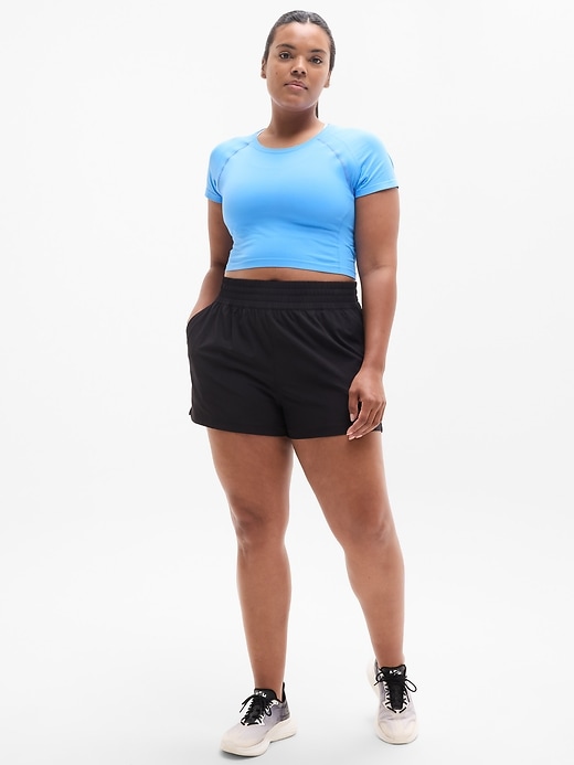 Image number 6 showing, Momentum Seamless Crop Tee 2.0