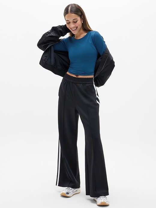 Image number 2 showing, Renew Seamless Crewneck Top