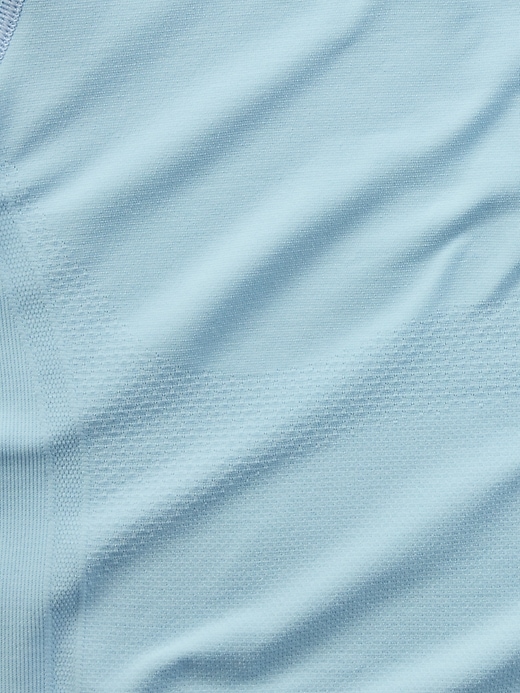 Image number 5 showing, Momentum Seamless Crop Top 2.0