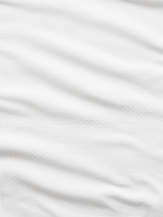 Image number 6 showing, Momentum Seamless Crop Tee 2.0