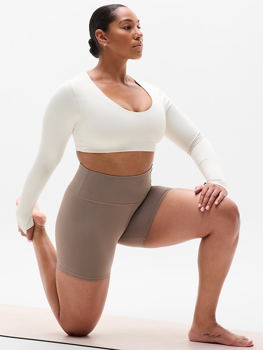 Image number 4 showing, Transcend Scoop Crop Top