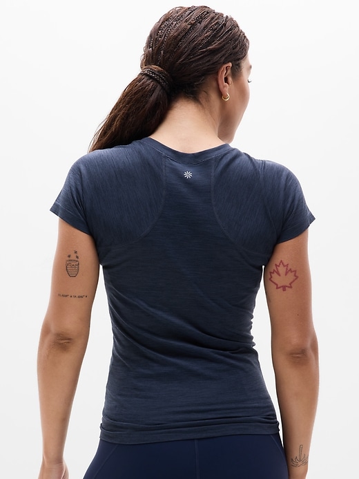 Image number 3 showing, Momentum Seamless Tee