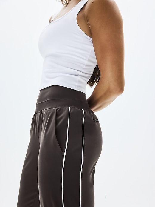 Image number 8 showing, Signature Rib Square Neck Crop Tank