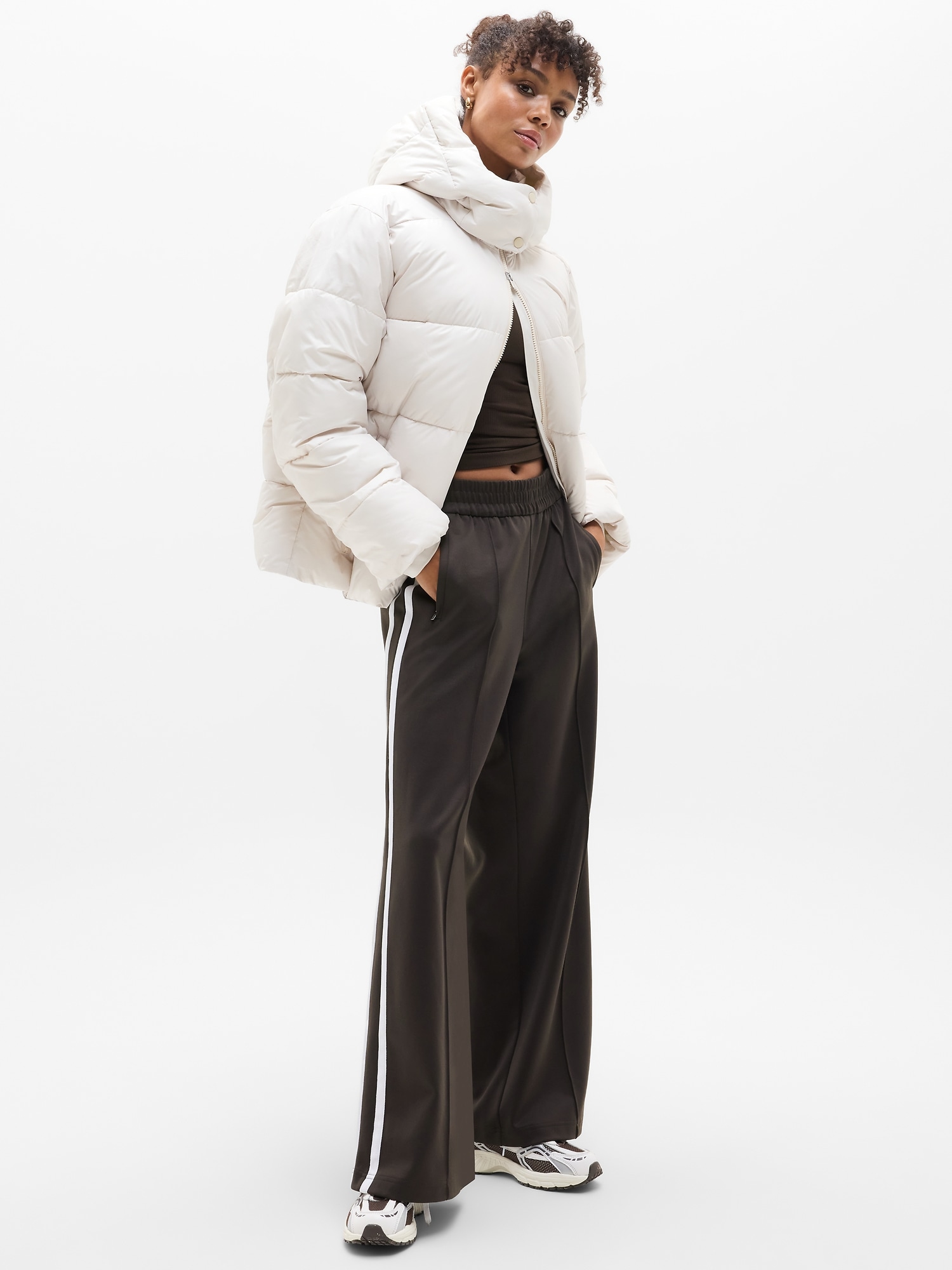 Tempo Mid Rise Wide Leg Track Pant