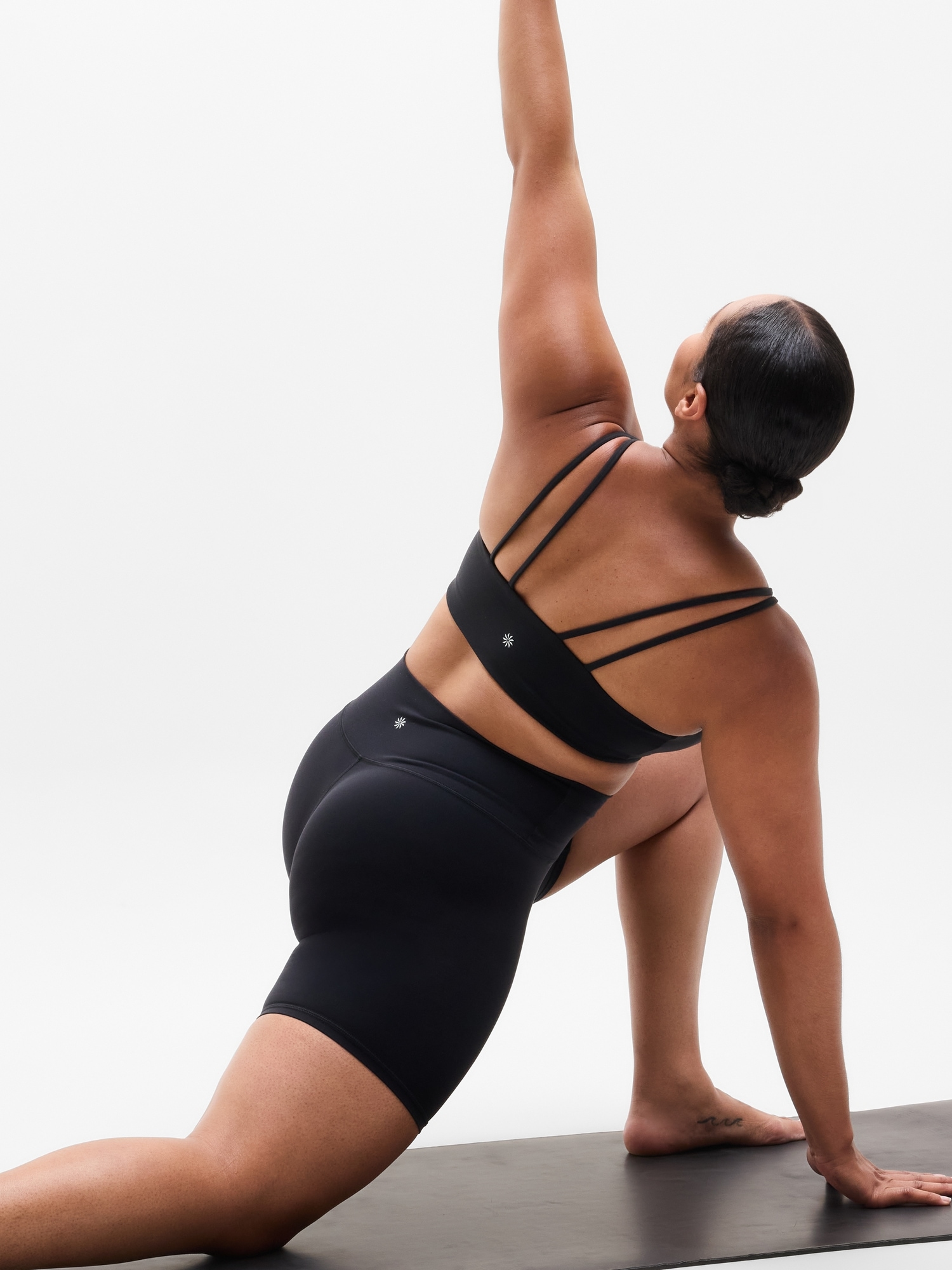 Transcend Strappy Bra D-DD