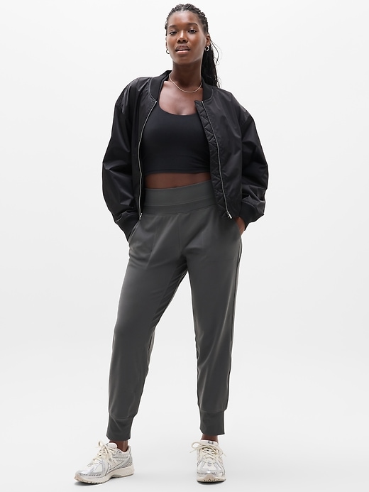 Image number 8 showing, Venice High Rise Jogger