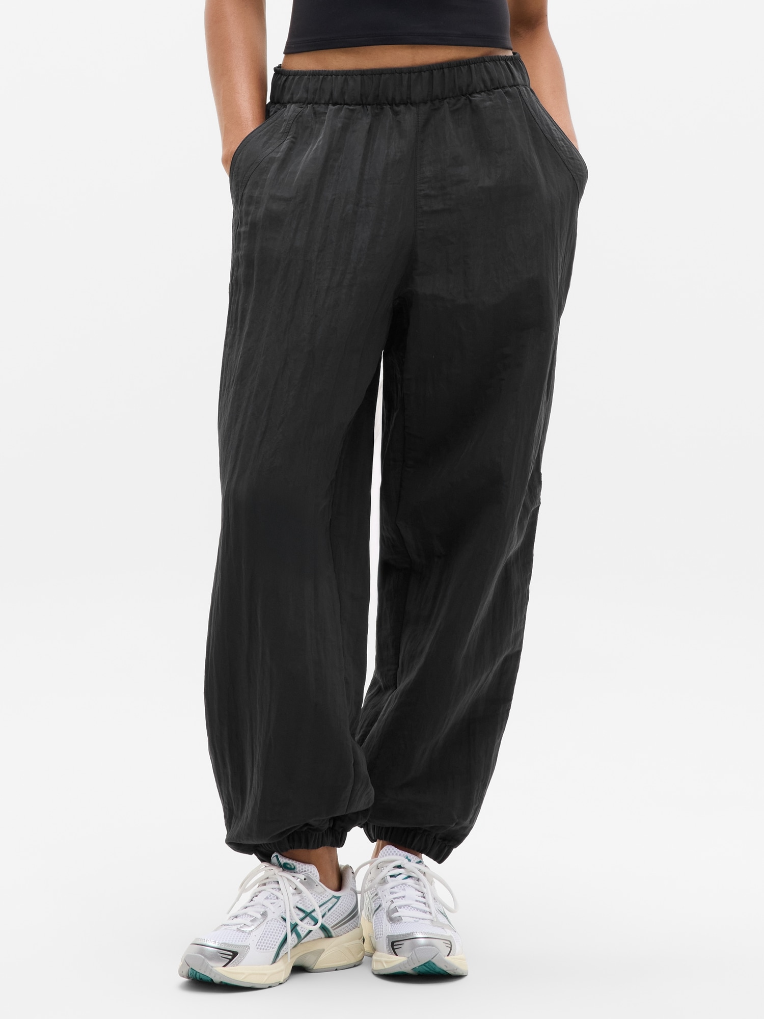 Pursuit Mid Rise Zip Jogger