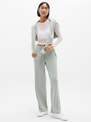 Seasoft Mid Rise Straight Pant