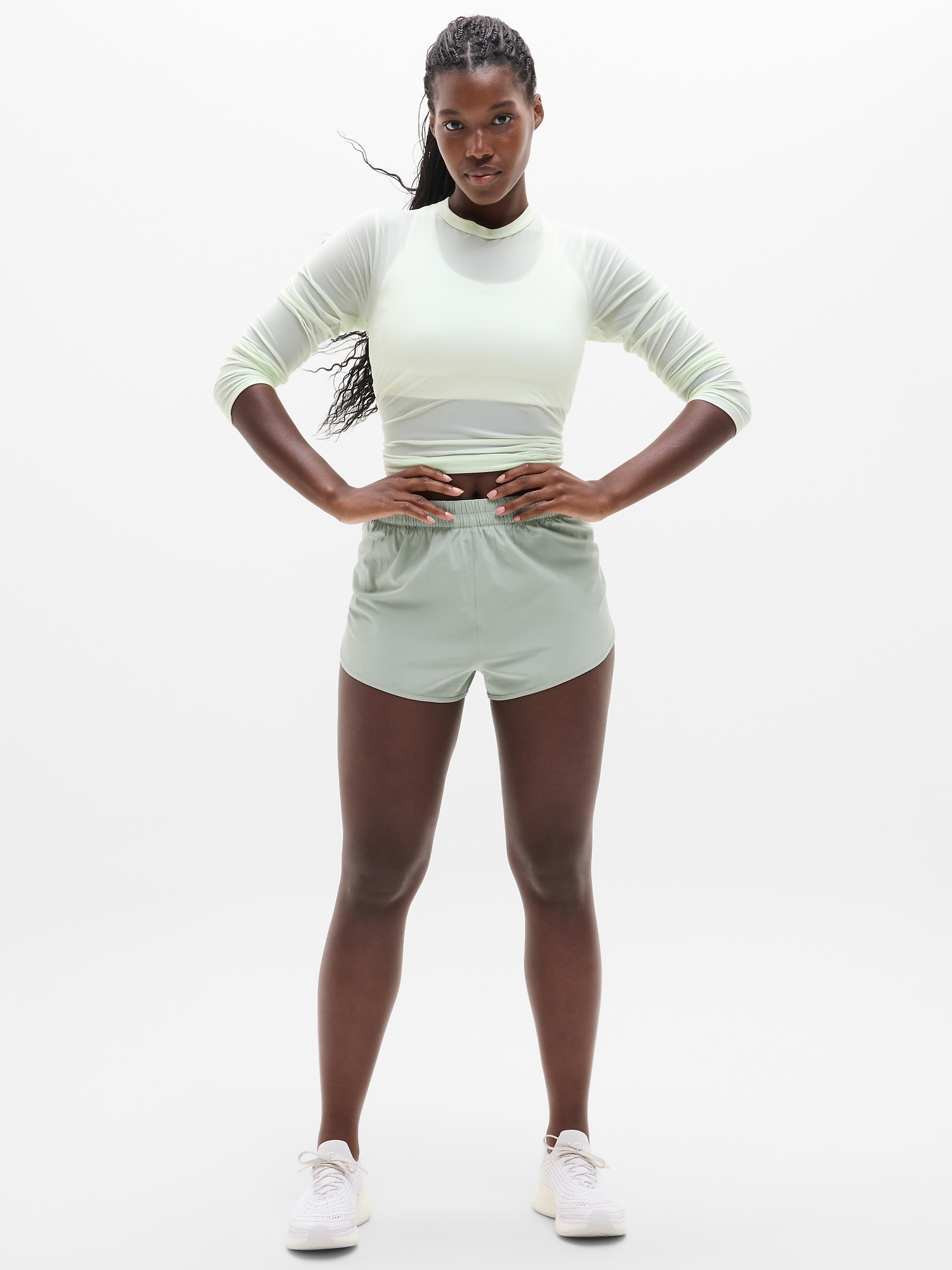 Athleta Speedwork Mid Rise 2 1/2" Run Short In Green
