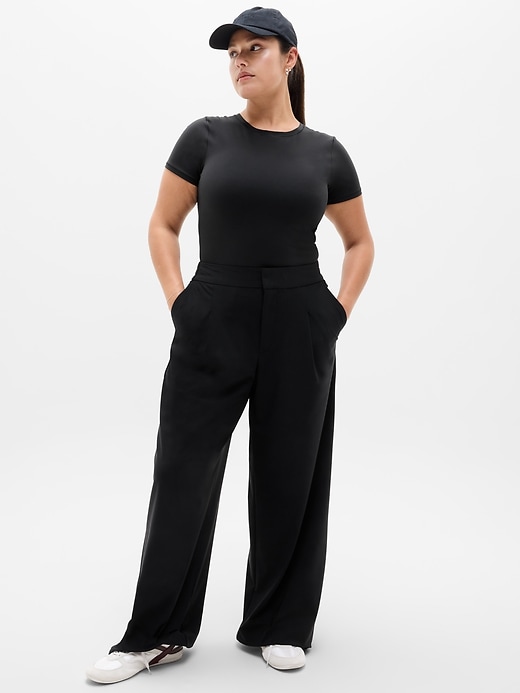 Image number 7 showing, BodyMove Short Sleeve Crew Bodysuit