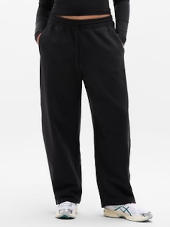 Forever Fleece Mid Rise Barrel Pant