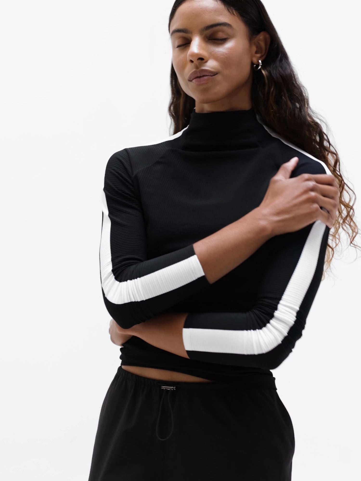 Renew Seamless Mock Neck Top