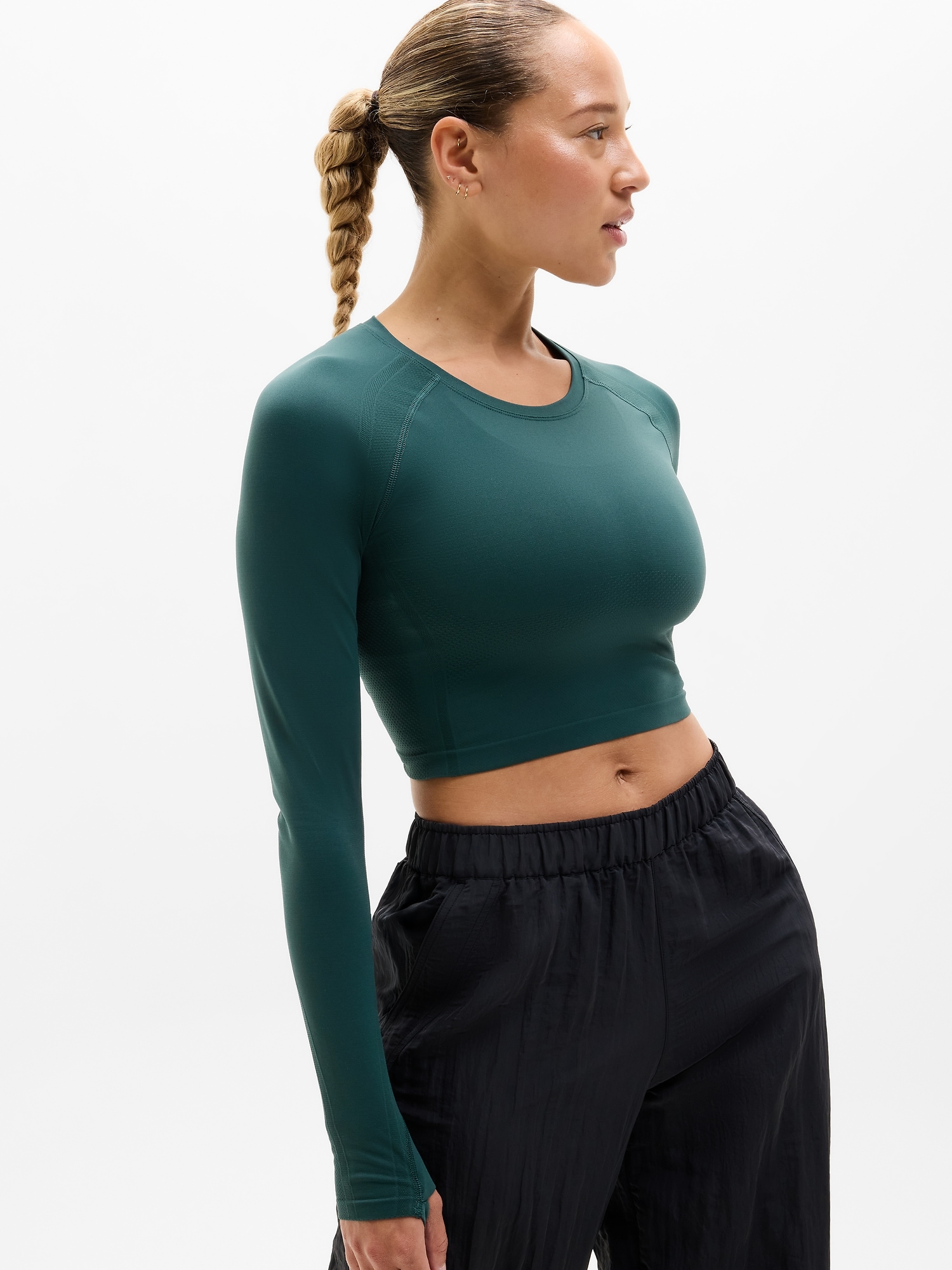Momentum Flex Crop Top