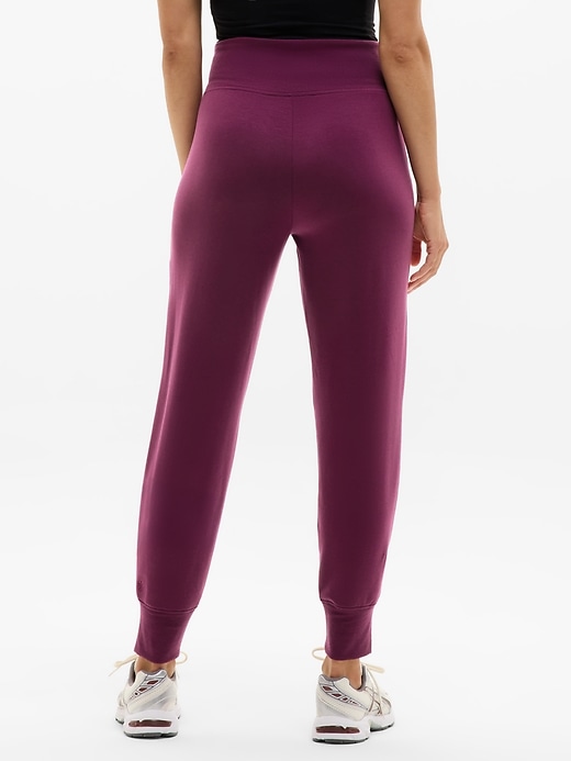 Image number 3 showing, Coaster Luxe High Rise Jogger