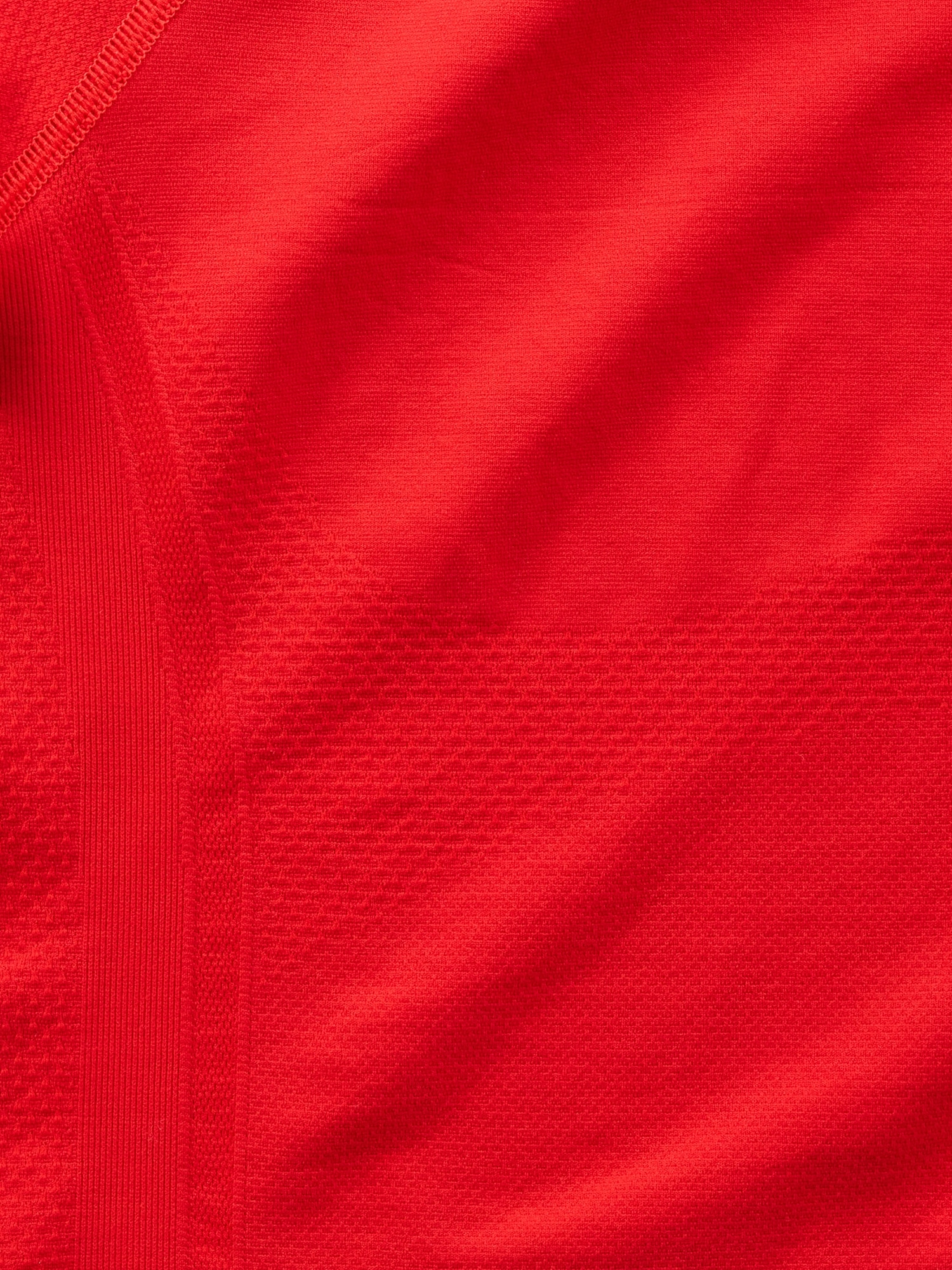 Momentum Flex Crop Tee