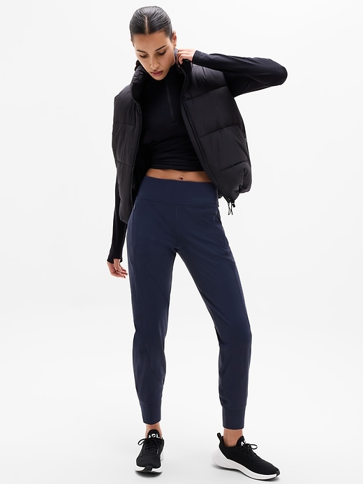 Image number 2 showing, Rainier Mid Rise Jogger