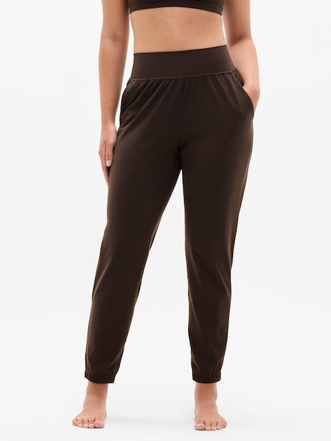 Elation Ultra High Rise Jogger - Truffle