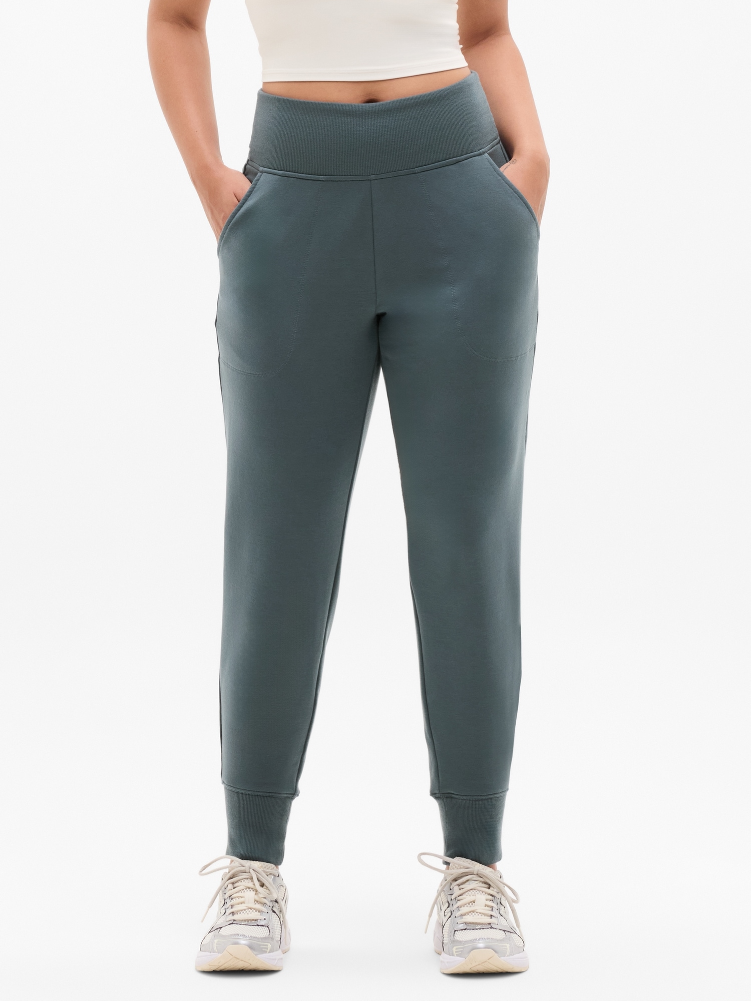 Coaster Luxe High Rise Jogger