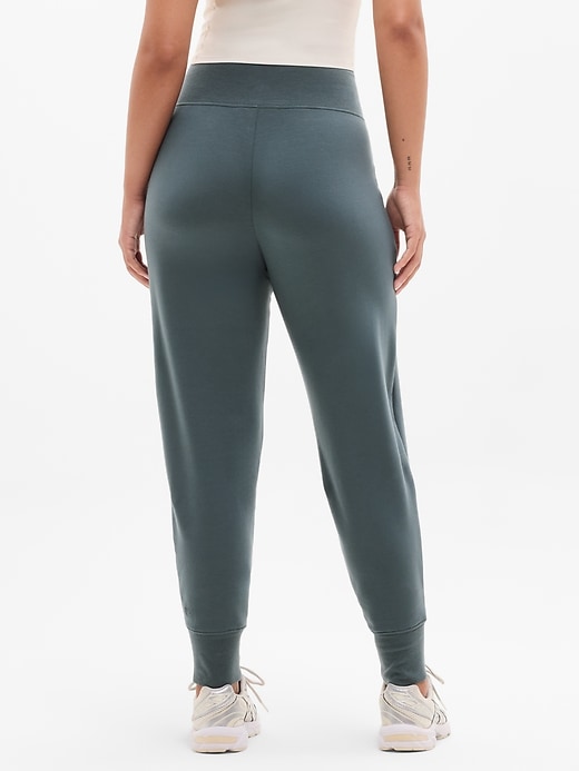 Image number 3 showing, Coaster Luxe High Rise Jogger