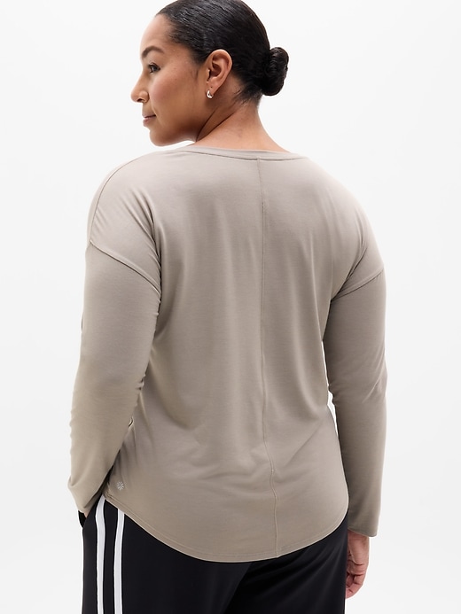 Image number 6 showing, Move With Ease Top