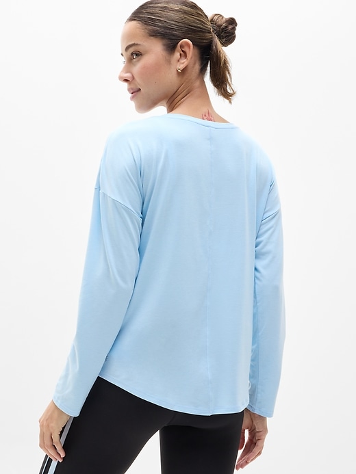 Image number 2 showing, Move With Ease Top