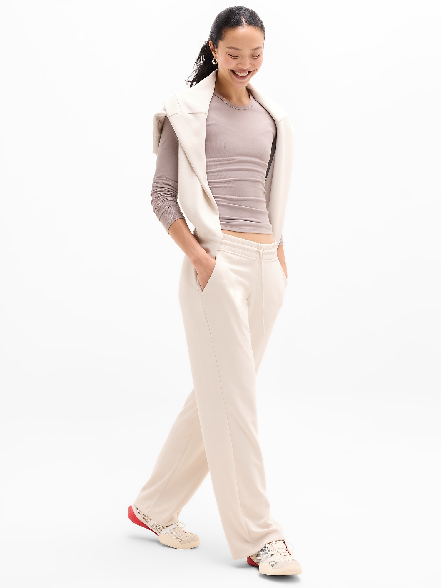 Seasoft Mid Rise Straight Pant