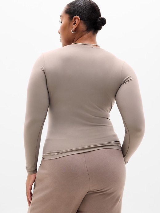 Image number 3 showing, BodyMove Crew Neck Long Sleeve Top