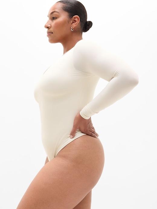 Image number 7 showing, BodyMove Plunge Long Sleeve Bodysuit