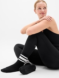 Image number 2 showing, Athleta Pilates Gripper Crew Sock