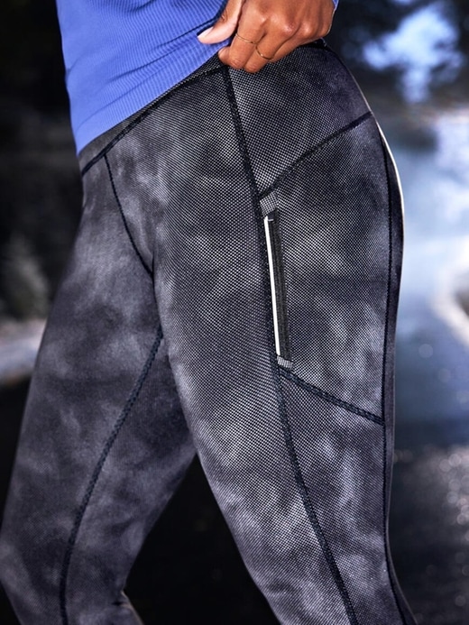 Image number 2 showing, Rainier High Rise Reflective Print Legging