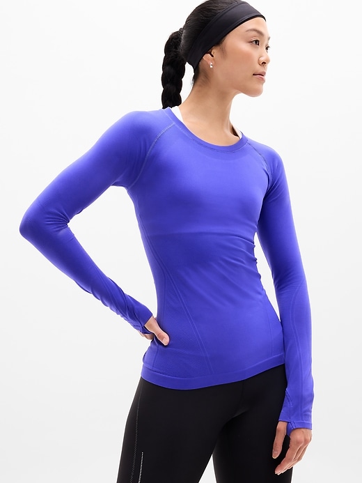 Image number 1 showing, Momentum Seamless Top
