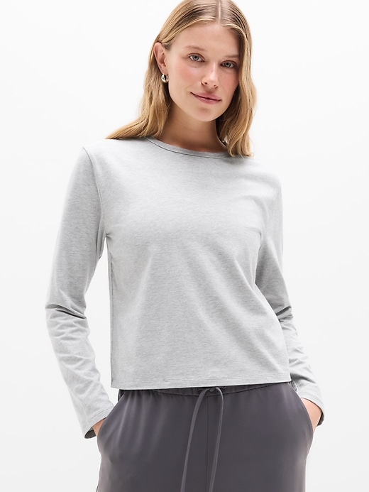 Image number 1 showing, Essential Top
