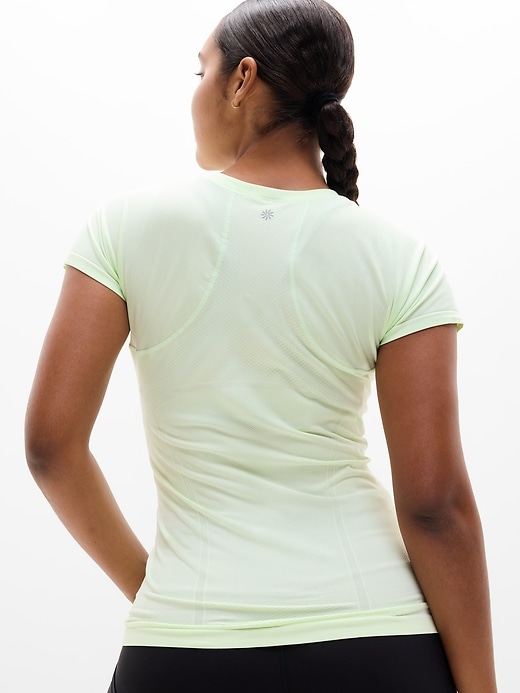 Image number 5 showing, Momentum Seamless Tee