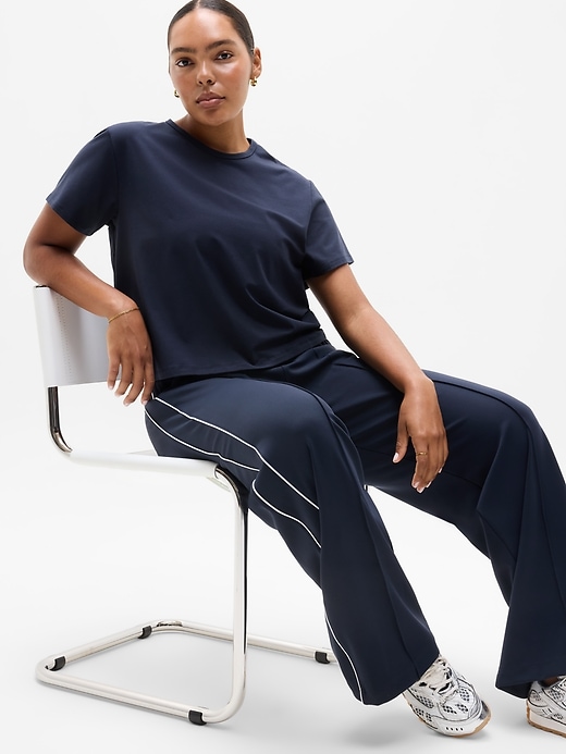 Image number 5 showing, Essential Tee