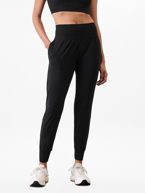 Salutation High Rise Jogger - Black