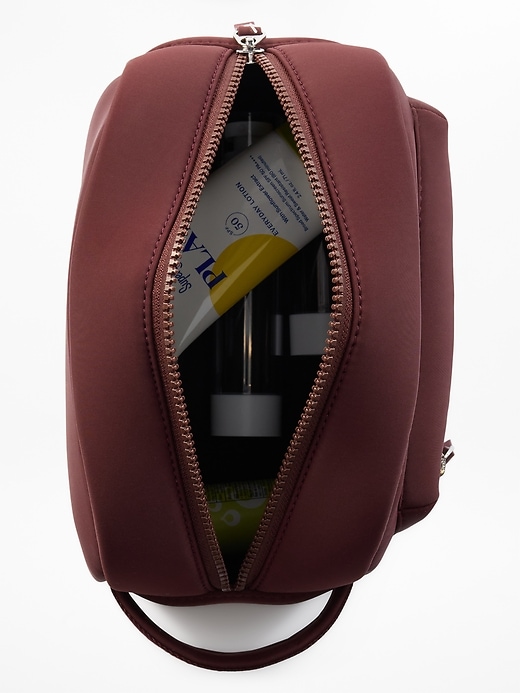 Diem Dopp Kit