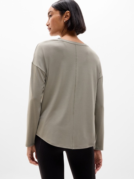 Athleta Move With Ease Top #784678 – Women's Long Sleeve T-Shirt, Basic Activewear, NWT