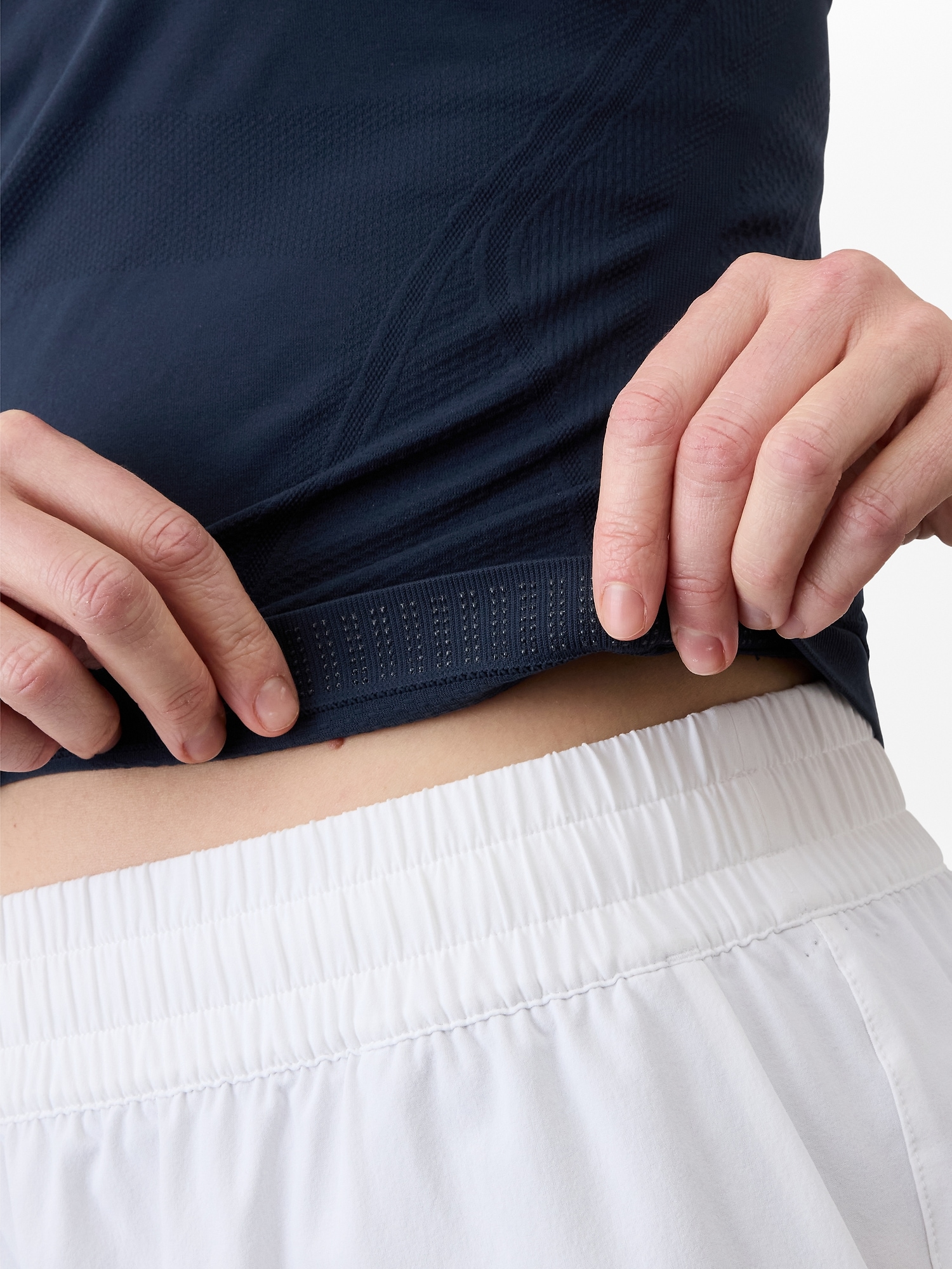 Momentum Seamless High Neck Crop Tank