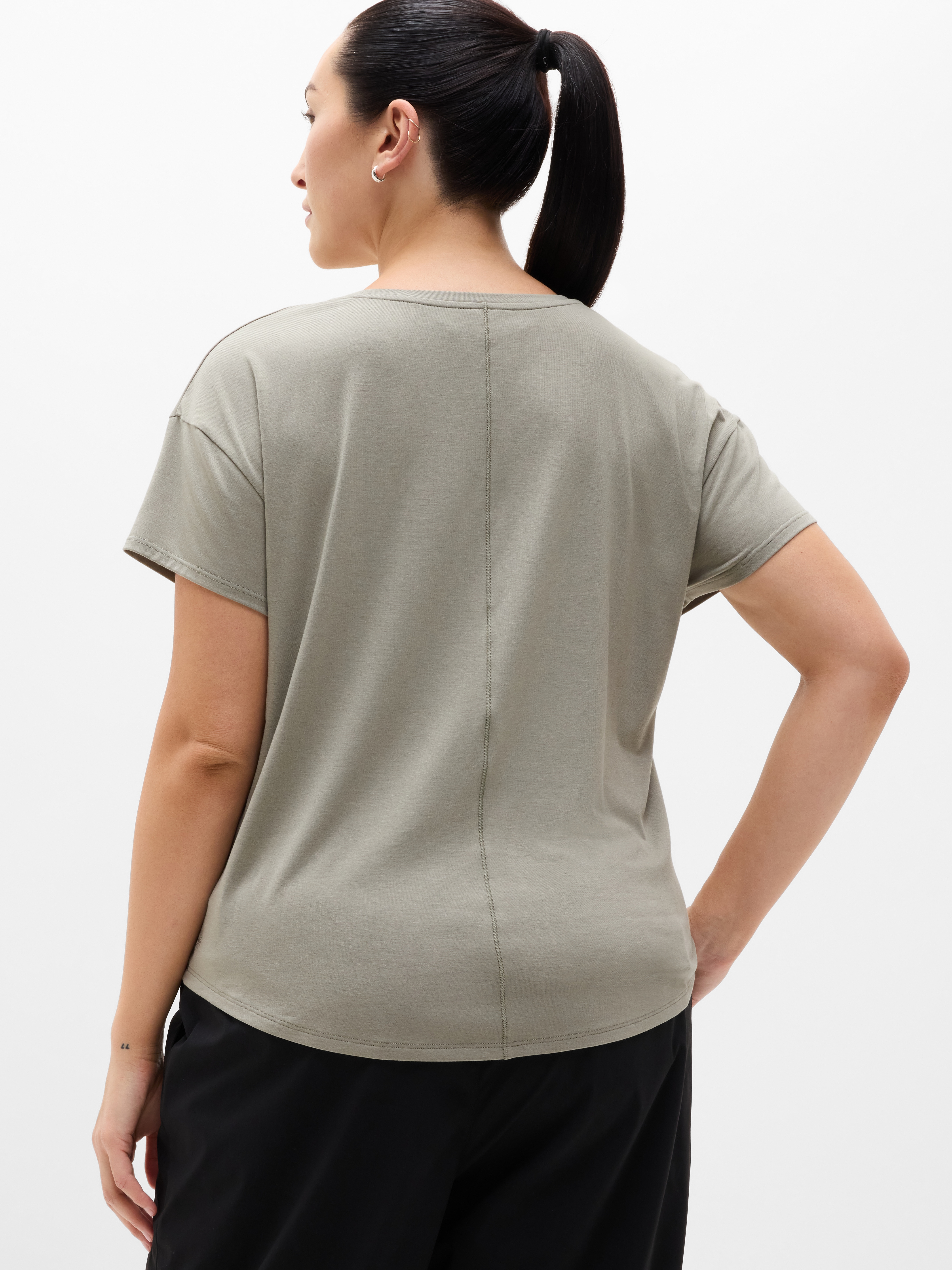 Athleta Move With Ease Tee - Green (Willow)