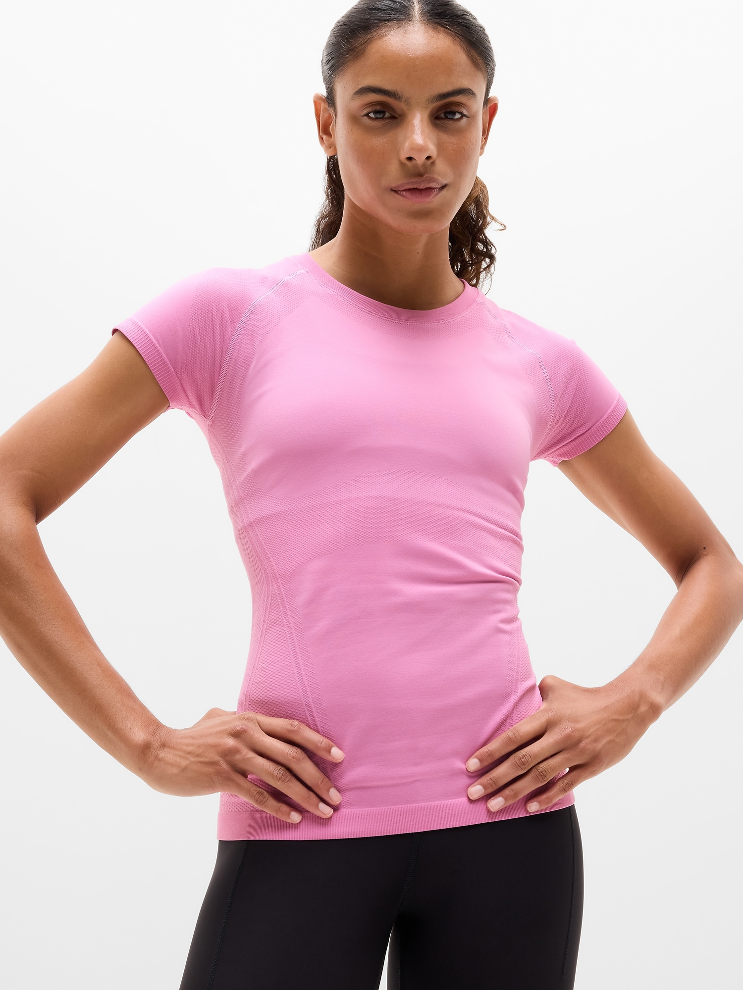 Momentum Seamless Tee - Pink