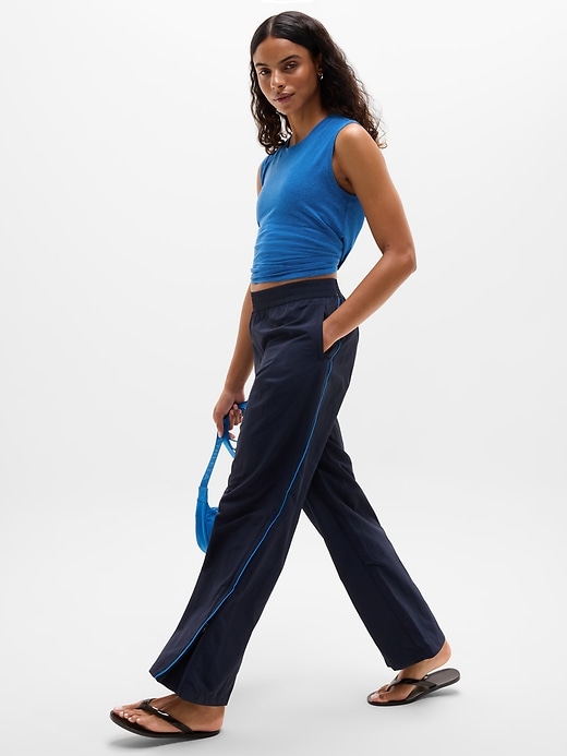 Image number 2 showing, Getaway Linen Blend Muscle Tank