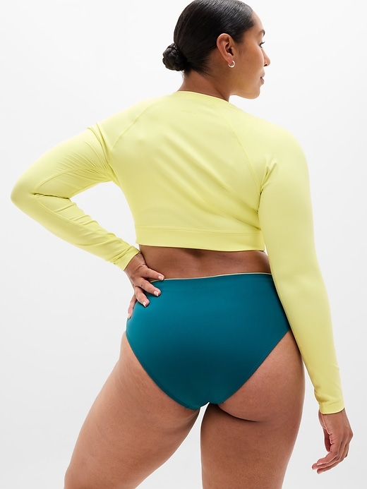 Image number 4 showing, Crop Rashguard