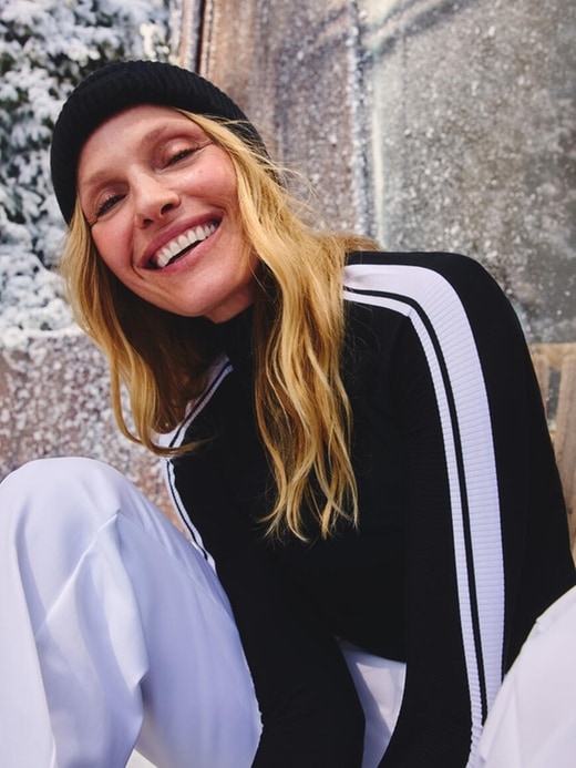 Image number 7 showing, Renew Seamless Mock Neck Stripe Logo Top