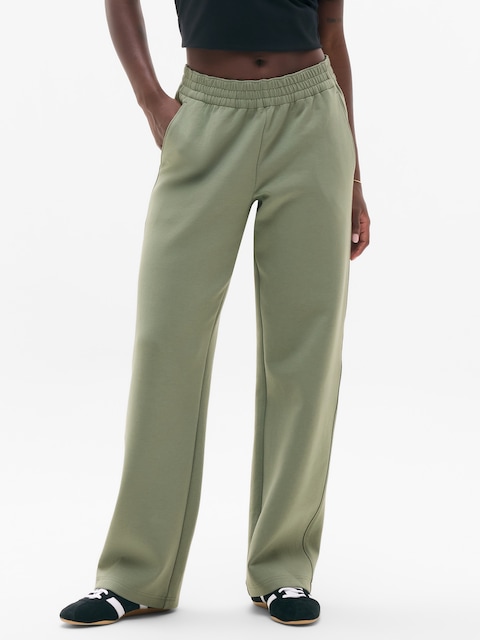 Form Knit Mid Rise Straight Pant