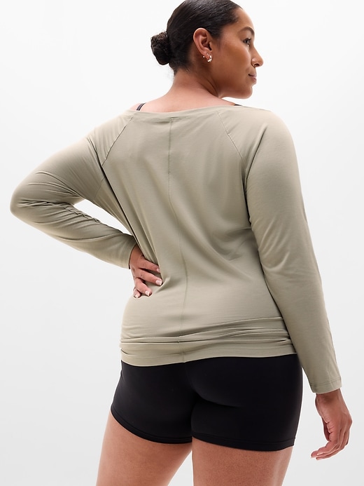 Image number 6 showing, Move With Ease Off The Shoulder Top