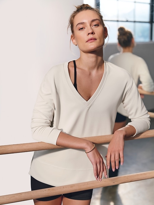 Image number 8 showing, Seasoft V Neck Sweatshirt