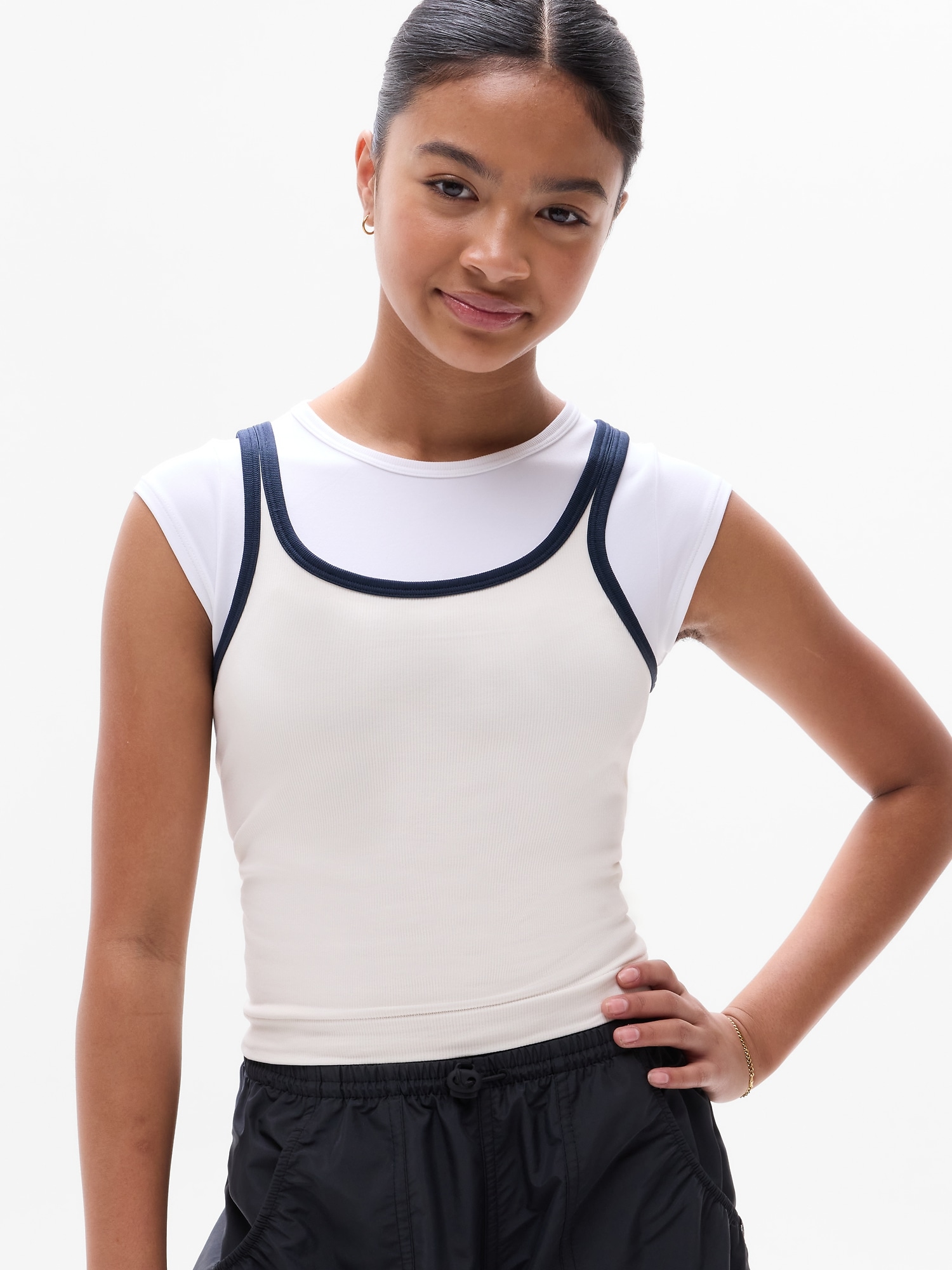 Футболка Athleta Rise Above Rib Double Up для девочек, цвет: Костяной / Белый