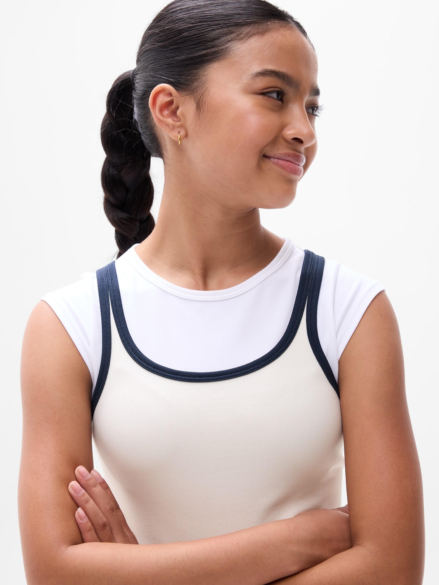 Футболка Athleta Rise Above Rib Double Up для девочек, цвет: Костяной / Белый — фото 4