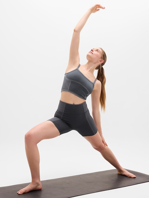 Image number 2 showing, Recharge Seamless 5" Short